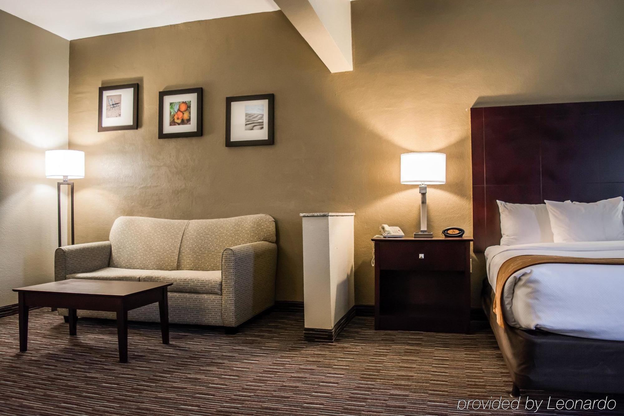 Comfort Suites Clearwater - Dunedin Exterior foto